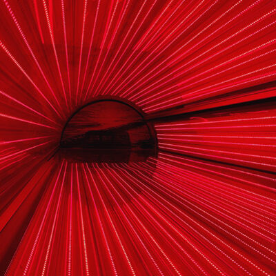 Why Red Light Therapy is the Ultimate Autumn Self-care Boost