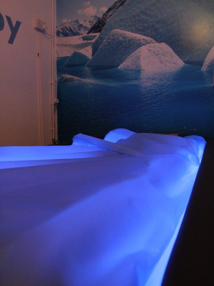 Zerobody Cryotherapy Dry Float Bed with Blue LED Lighting in The Tanning Shop Salon – Cold Therapy Treatment UK